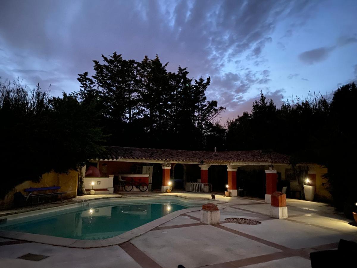 Le Clos De L'Isle Arles Esterno foto