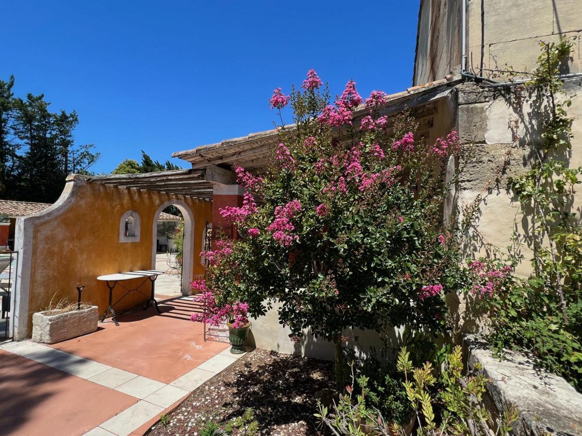 Le Clos De L'Isle Arles Esterno foto